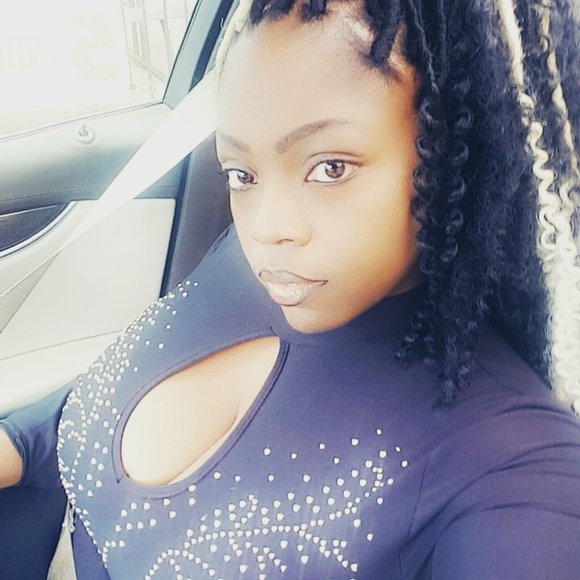 Meet your Posher, Posh - Picture 5 of 5